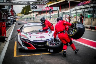 #29 Team Honda Racing ITA- Dane Cameron USA Renger  van der Zande NDL Mario Farnbacher DEU IGTC, Pitlane, Pre Qualifying
