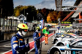 Pitlane, Pre-Qualifying
