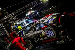 Night Practice, Pitlane
