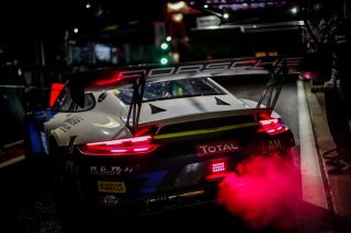 Night Practice, Pitlane
