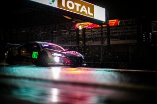 Night Practice, Pitlane
