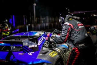 Night Practice, Pitlane
