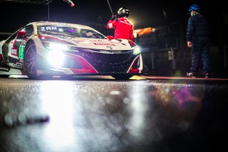 Night Practice, Pitlane
