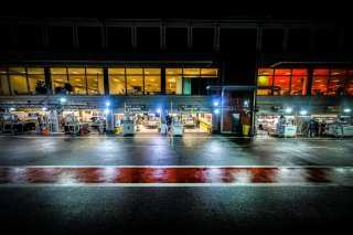 Night Practice, Pitlane
