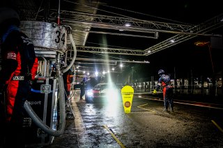 #35 Walkenhorst Motorsport DEU- Martin Tomczyk DEU David Pittard GBR Nicholas Yelloly GBR IGTC, Night Practice, Pitlane
