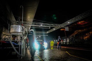 #35 Walkenhorst Motorsport DEU- Martin Tomczyk DEU David Pittard GBR Nicholas Yelloly GBR IGTC, Night Practice, Pitlane
