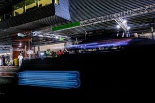 Night Practice, Pitlane
