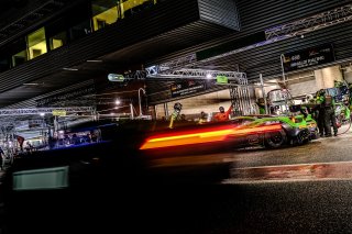Night Practice, Pitlane

