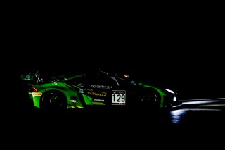#129 Raton Racing ITA Christoph Lenz CHE Michael Petit FRA Stefano Costantini ITA Lucas Ayrton Mauron CHE, Night Practice
