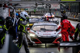 #29 Team Honda Racing ITA- Dane Cameron USA Renger  van der Zande NDL Mario Farnbacher DEU IGTC, Pitlane, Warm Up

