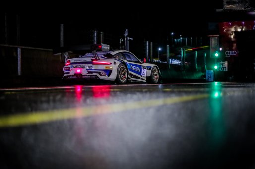 #21 KCMG HKG- Josh Burdon AUS Alexandre Imperatori CHE Edoardo Liberati ITA, Pitlane, Race
 | SRO / Jules Benichou - 21creation