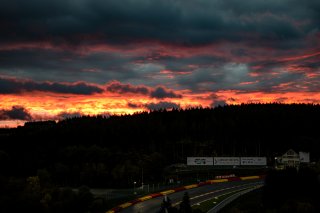 Race, Sunrise

