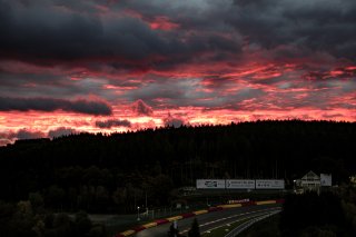 Race, Sunrise
