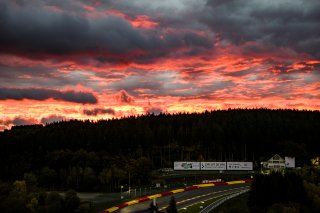 Race, Sunrise

