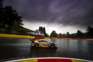 #98 ROWE Racing DEU- Laurens Vanthoor BEL Nick Tandy GBR Earl Bamber NZL IGTC, Race

