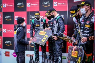 Podium, Race
