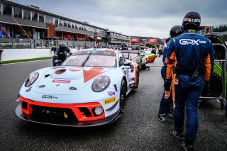 Gridwalk, Race
