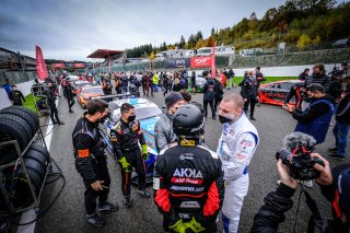 Gridwalk, Race
