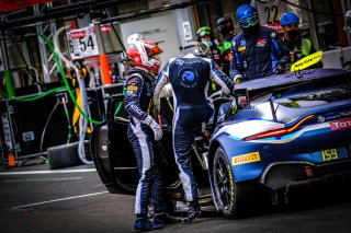 #159 Garage 59 GBR Roman De Angelis CAN Andrew Watson GBR James Pull GBR Valentin Hasse Clot FRA, Pitlane, Race
