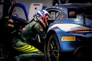 Pitlane, Race
