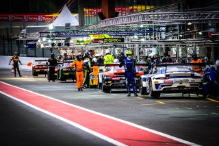 Pitlane, Race
