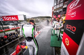 Podium, Race
