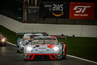 #40 GPX Racing UAE- Romain Dumas FRA Louis Deletraz CHE Thomas Preining AUT, Race

