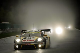 #98 ROWE Racing DEU- Laurens Vanthoor BEL Nick Tandy GBR Earl Bamber NZL IGTC, Race
