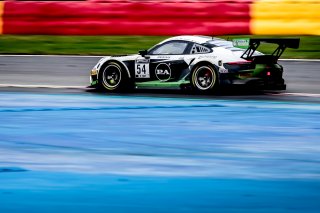 #54 Dinamic Motorsport ITA- Sven Muller DEU Christian Engelhart DEU Matteo Cairoli ITA, Race
