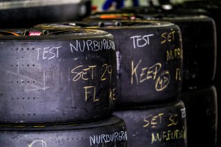 Official Paid Testing Session, Pitlane
