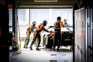 Official Paid Testing Session, Pitlane

