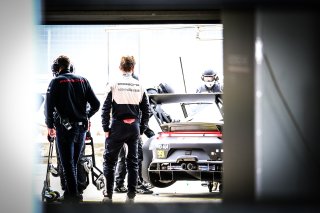 Official Paid Testing Session, Pitlane
