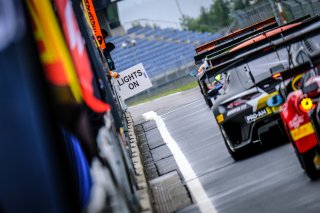 Official Paid Testing Session, Pitlane
