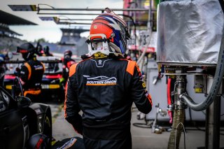 Pitlane, Pre-Qualifying

