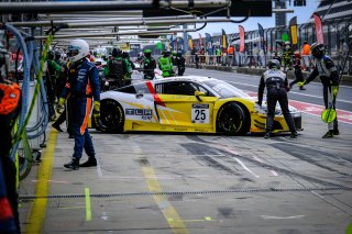 Pitlane, Pre-Qualifying
