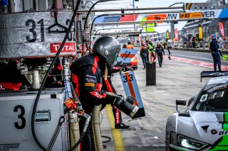 Pitlane, Pre-Qualifying

