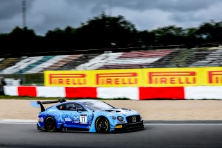 #11 Team Parker Racing GBR Bentley Continental GT3 Silver Cup Nicolai Kjaergaard DNK Euan McKay GBR Frank Bird GBR, Pre-Qualifying
