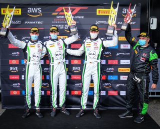 Podium, Race
