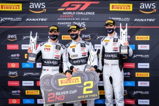 Podium, Race
