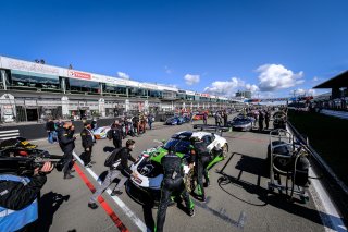 Grid, Race
