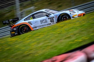 #40 GPX Racing UAE Porsche 911 GT3-R (991.II) - Romain Dumas FRA Dennis Olsen NOR Thomas Preining AUT, Race
