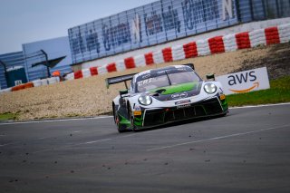 #54 Dinamic Motorsport ITA Porsche 911 GT3-R (991.II) - Matteo Cairoli ITA Christian Engelhart DEU Sven Muller DEU, Race
