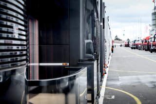 Paddock
