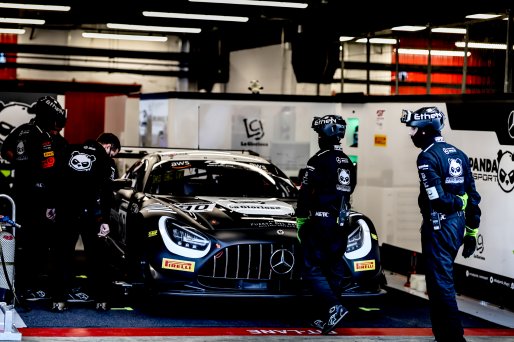 #90 Madpanda Motorsport ESP Mercedes-AMG GT3 Silver Cup Axcil Jefferies ZWE Ezequiel Perez Companc ARG, Qualifying 3
 | SRO / Patrick Hecq Photography