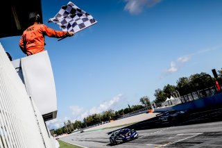 Finish, Race 2
