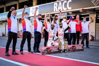 Champions, Race 3
