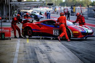 #52 AF Corse ITA Ferrari 488 GT3 Pro-Am Cup Louis Machiels BEL Andrea Bertolini ITA, Free Practice 1, Pitlane

