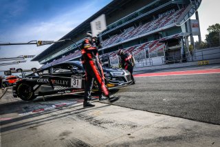 #31 Belgian Audi Club Team WRT BEL Audi R8 LMS GT3 - Ryuichiro Tomita JPN Kelvin van der Linde ZAF, Free Practice 1, Pitlane
