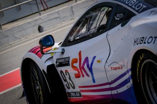 #93 SKY - Tempesta Racing GBR Ferrari 488 GT3 Pro-Am Cup Chris Froggatt GBR Eddie Cheever** ITA, Free Practice 2, Pitlane
