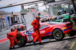 #52 AF Corse ITA Ferrari 488 GT3 Pro-Am Cup Louis Machiels BEL Andrea Bertolini ITA, Pitlane, Pre-Qualifying
